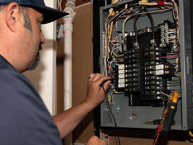 Electrical Panel & Circuit Breaker Specialists In Holderness